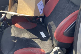 Vitre avant droit CITROEN C2
