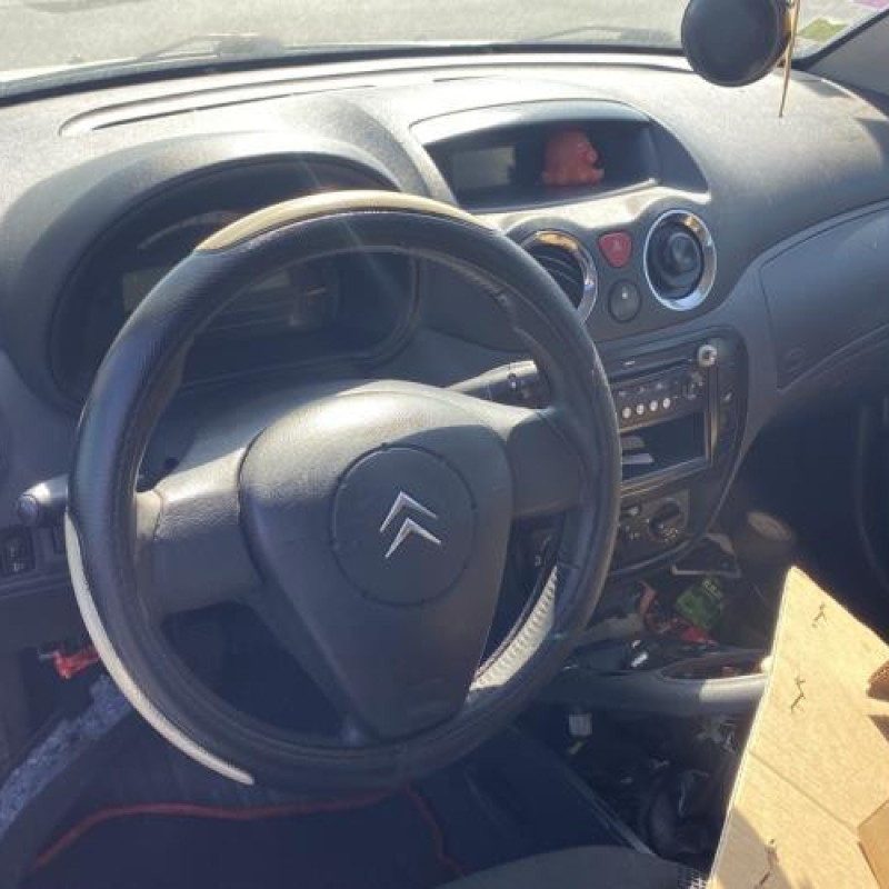 Vitre avant droit CITROEN C2 Photo n°18
