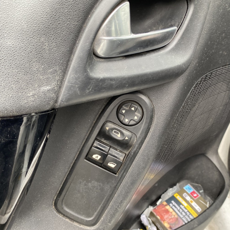 CITROEN C3 2 PHASE 2 1.6 BLUE HDI - 8V TURBO Photo n°10