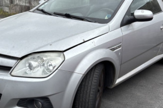 OPEL TIGRA 2 TWINTOP CABRIOLET 1.4i - 16V