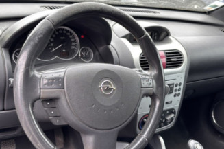 OPEL TIGRA 2 TWINTOP CABRIOLET 1.4i - 16V