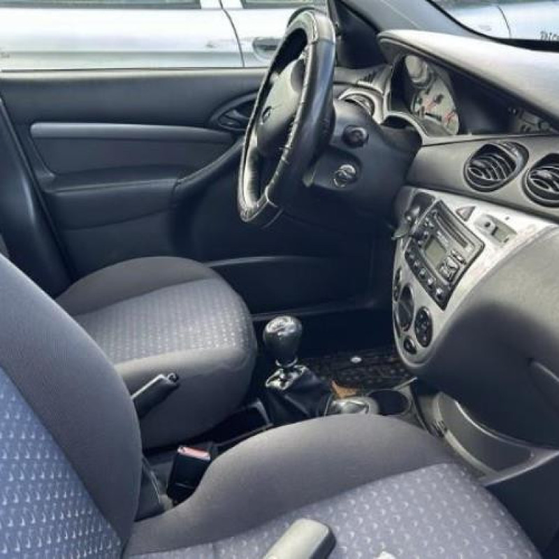 Feu arriere principal droit (feux) FORD FOCUS 1 Photo n°8