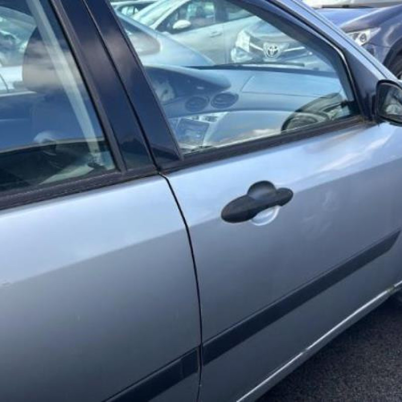 Feu arriere principal droit (feux) FORD FOCUS 1 Photo n°9