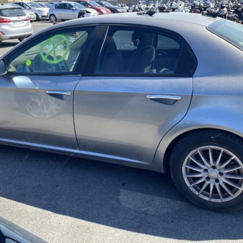 Porte arriere droit ALFA ROMEO 159 Photo n°11