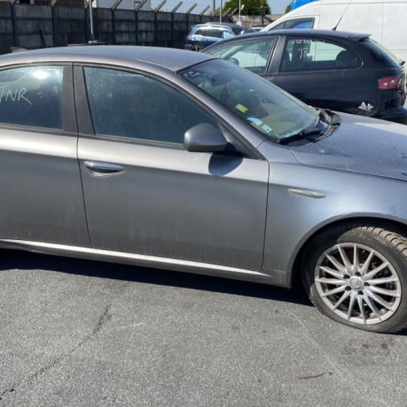 Porte arriere droit ALFA ROMEO 159 Photo n°12