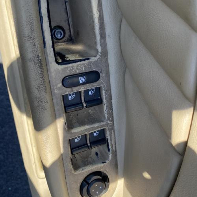 Porte arriere droit ALFA ROMEO 159 Photo n°15