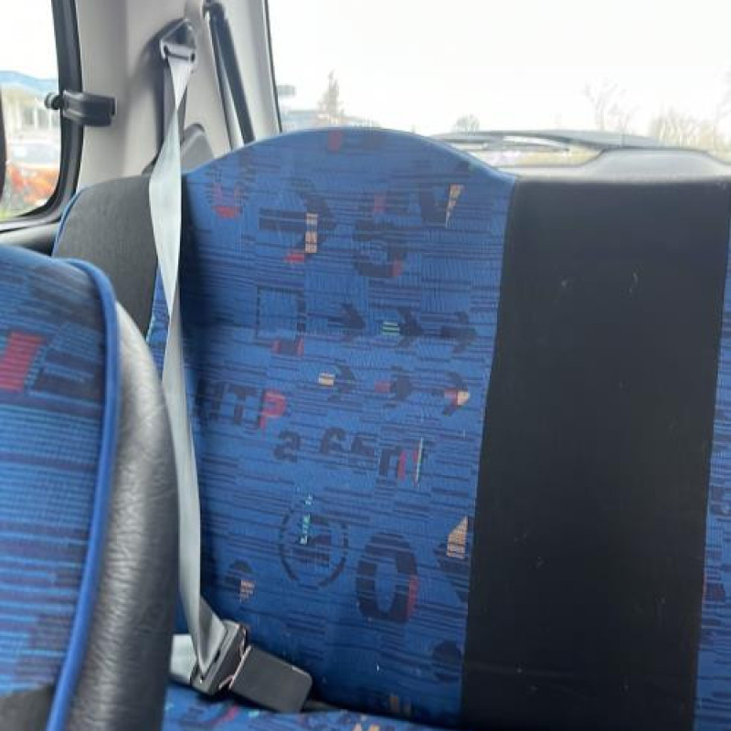 Pare boue avant droit CITROEN SAXO Photo n°10