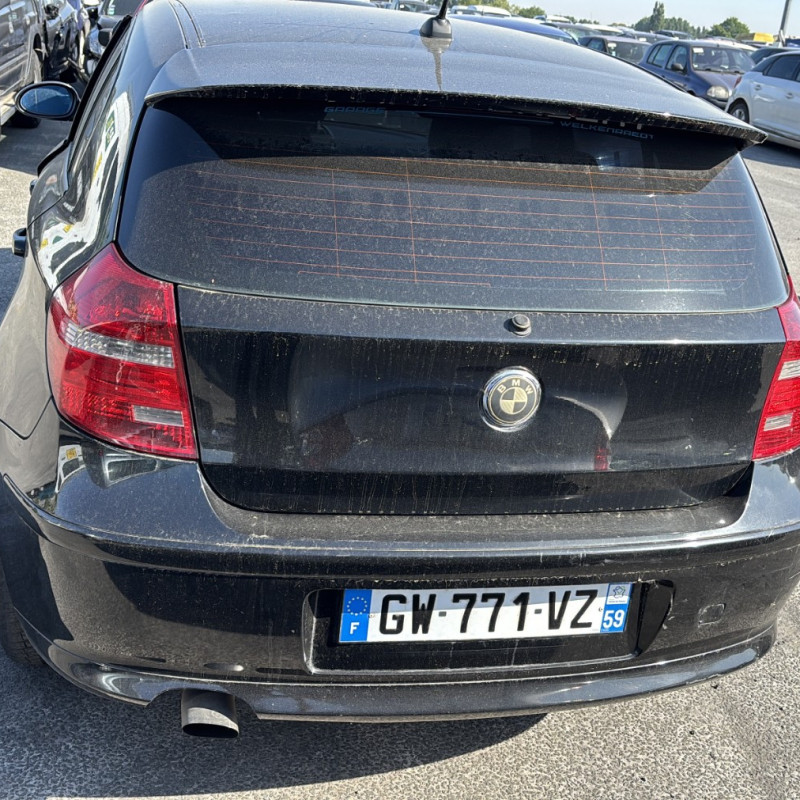 BMW SERIE 1 E87 PHASE 2 118d 2.0D - 16V TURBO Photo n°5