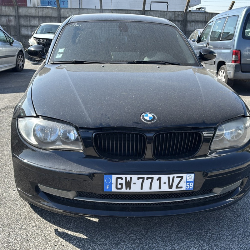 BMW SERIE 1 E87 PHASE 2 118d 2.0D - 16V TURBO Photo n°8