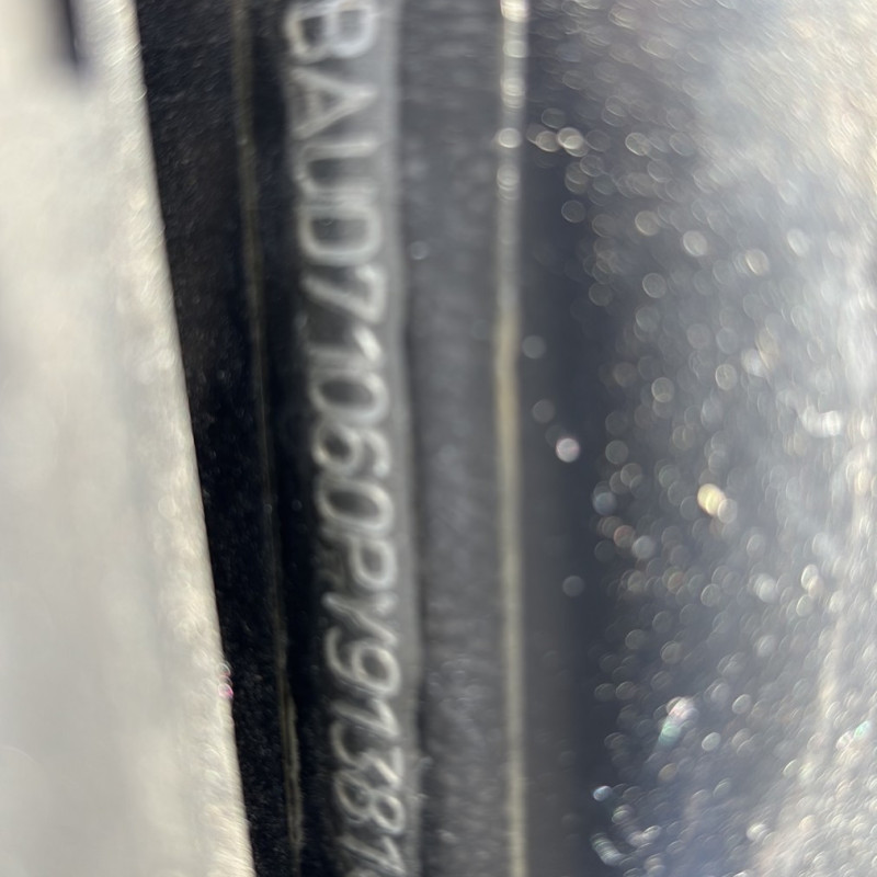 BMW SERIE 1 E87 PHASE 2 118d 2.0D - 16V TURBO Photo n°20