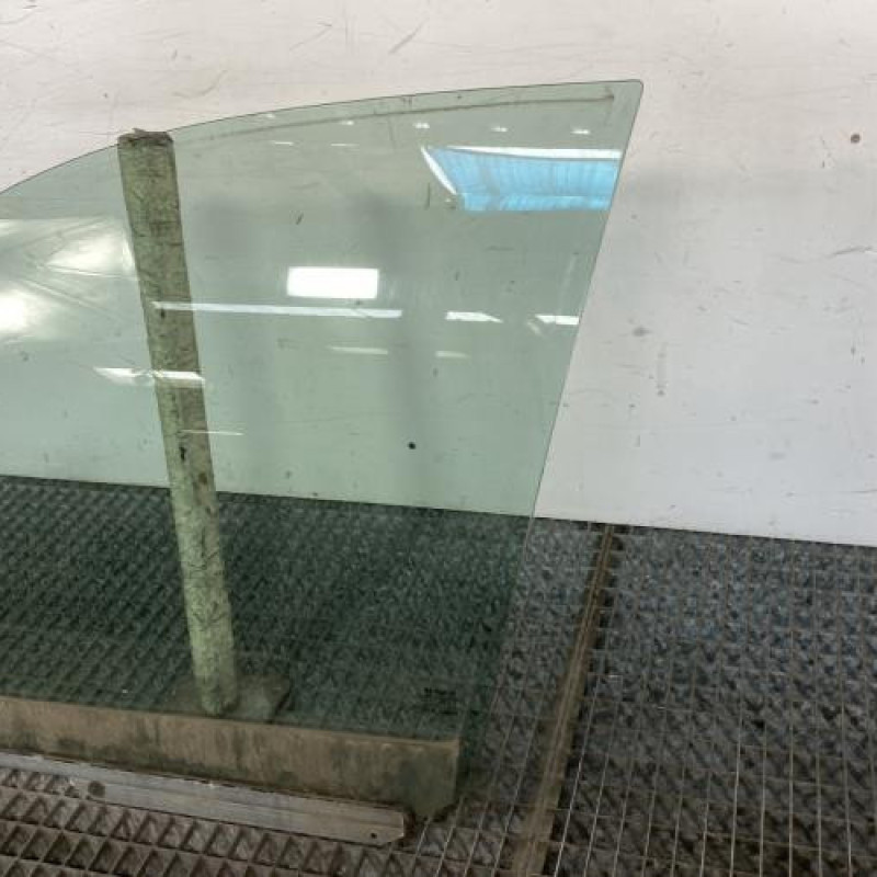 Vitre avant gauche RENAULT SAFRANE Photo n°3