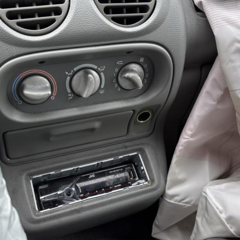 Serrure avant gauche RENAULT TWINGO 1 Photo n°9