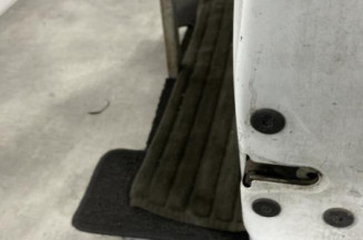 Porte avant droit RENAULT CLIO 2 CAMPUS