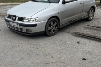 Vitre avant droit SEAT IBIZA 2