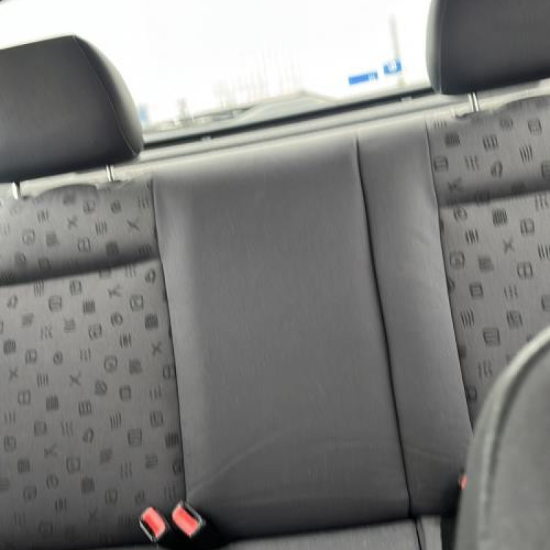 Vitre avant droit SEAT IBIZA 2 Photo n°10