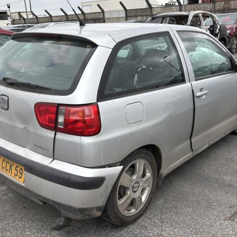 Vitre avant droit SEAT IBIZA 2 Photo n°17