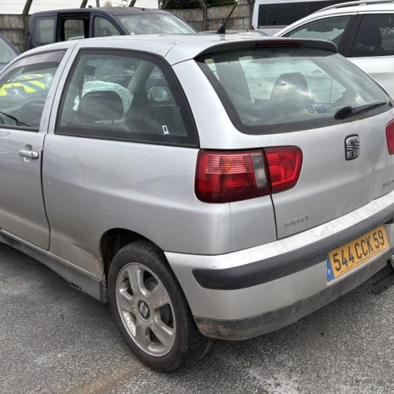 Vitre avant droit SEAT IBIZA 2 Photo n°18