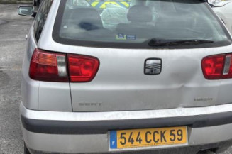 Vitre avant droit SEAT IBIZA 2