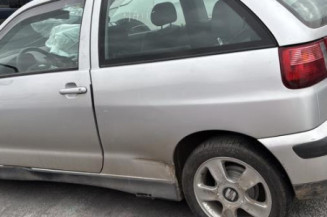 Vitre avant droit SEAT IBIZA 2