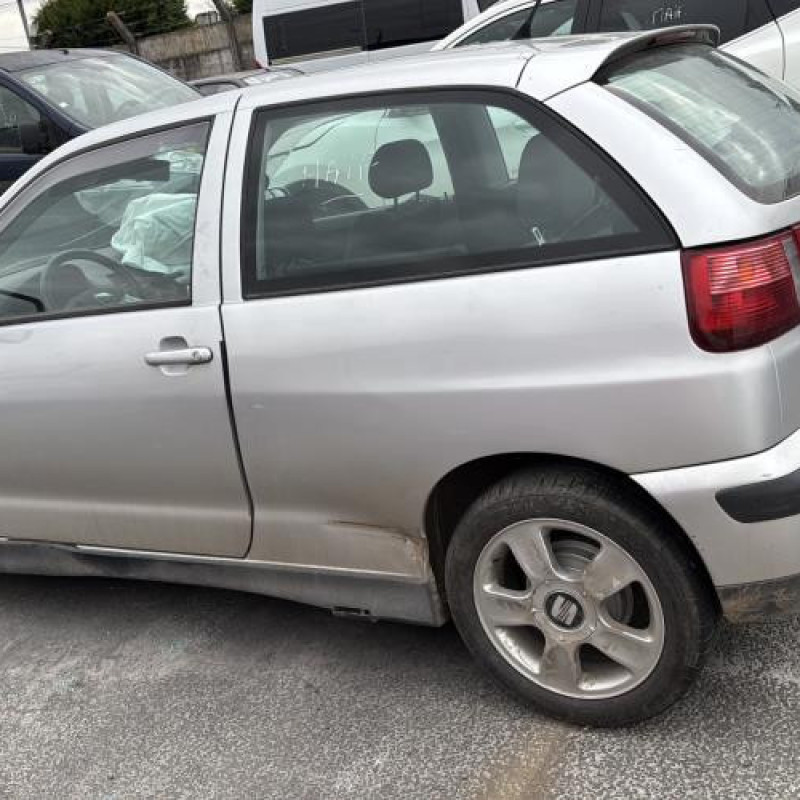 Vitre avant droit SEAT IBIZA 2 Photo n°20