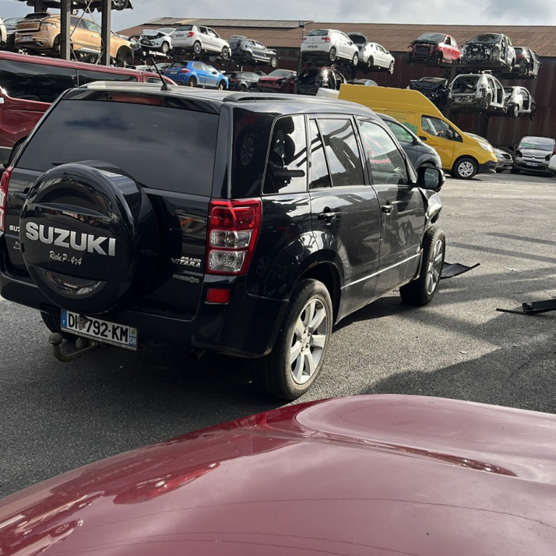 SUZUKI GRAND VITARA 2 PHASE 2 1.9 DDIS - 8V TURBO 4X4 Photo n°4