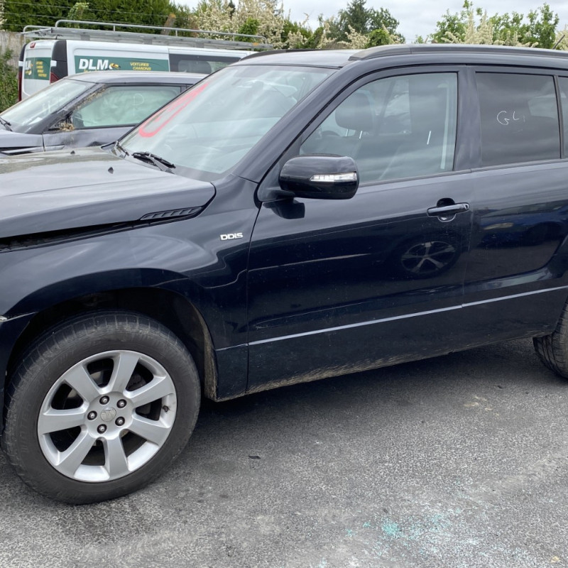 SUZUKI GRAND VITARA 2 PHASE 2 1.9 DDIS - 8V TURBO 4X4 Photo n°18