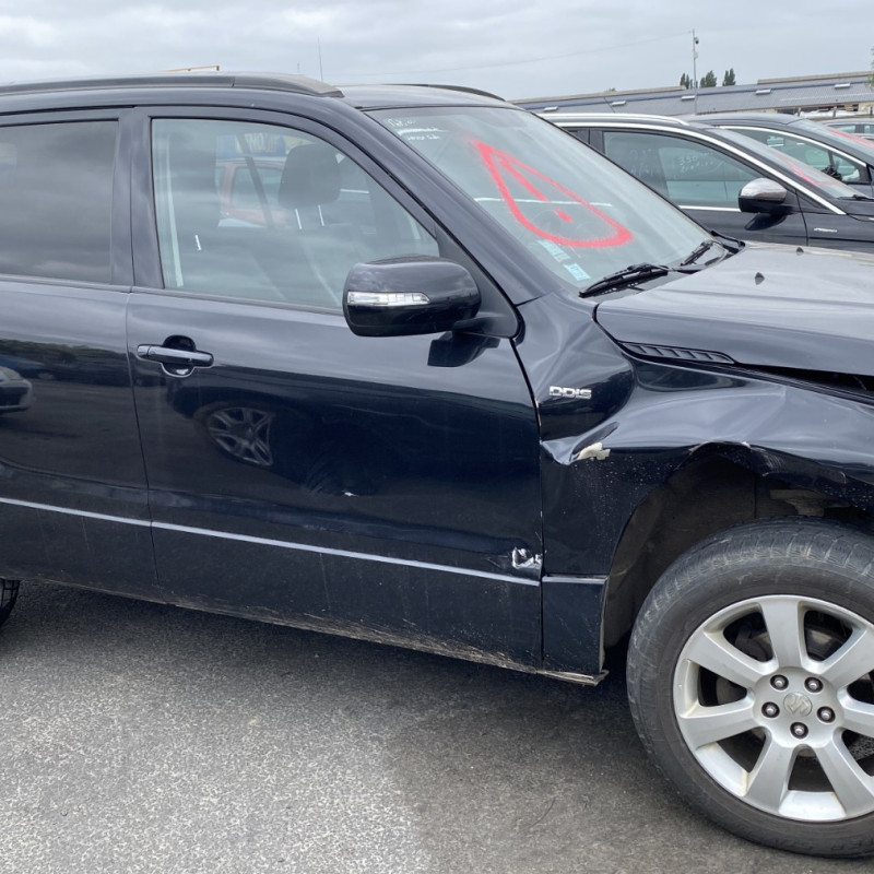 SUZUKI GRAND VITARA 2 PHASE 2 1.9 DDIS - 8V TURBO 4X4 Photo n°19