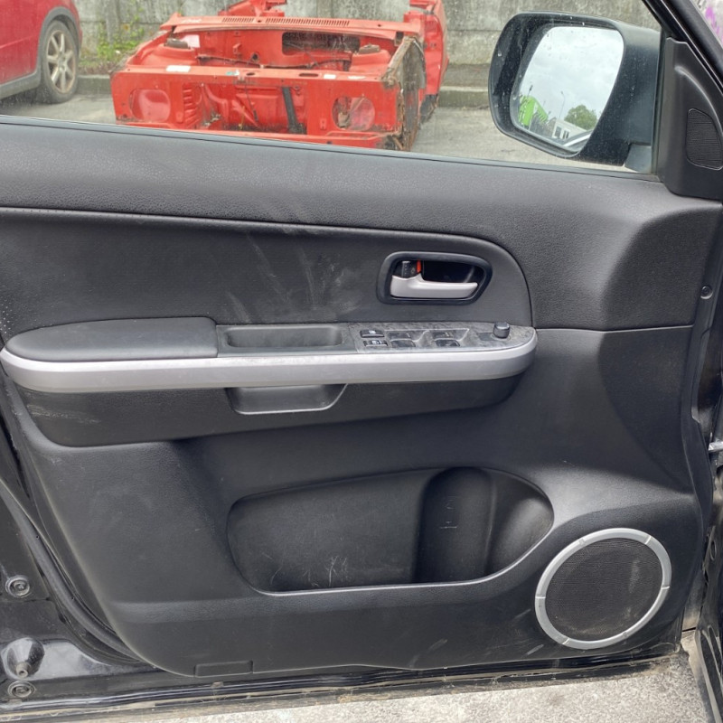 SUZUKI GRAND VITARA 2 PHASE 2 1.9 DDIS - 8V TURBO 4X4 Photo n°21