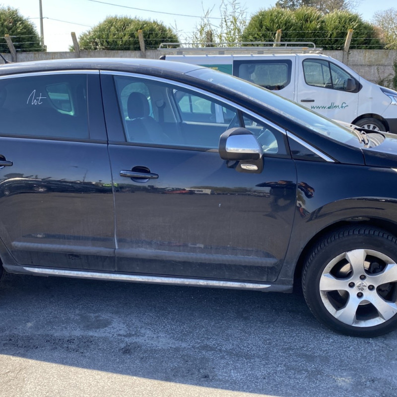 PEUGEOT 3008 1 PHASE 1 1.6 HDI - 8V TURBO Photo n°8