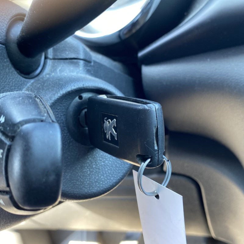 PEUGEOT 3008 1 PHASE 1 1.6 HDI - 8V TURBO Photo n°23