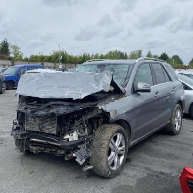 Etrier arriere droit (freinage) MERCEDES CLASSE M 166 Photo n°14