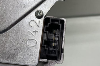 Moteur essuie glace arriere MERCEDES CLASSE B 247