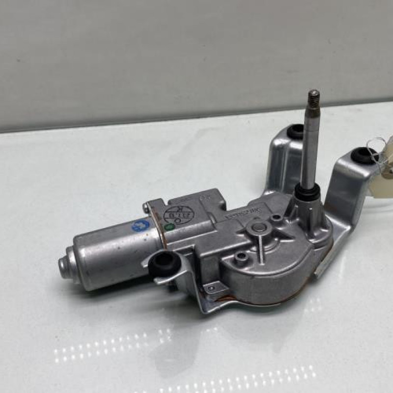 Moteur essuie glace arriere MERCEDES CLASSE B 247 Photo n°4