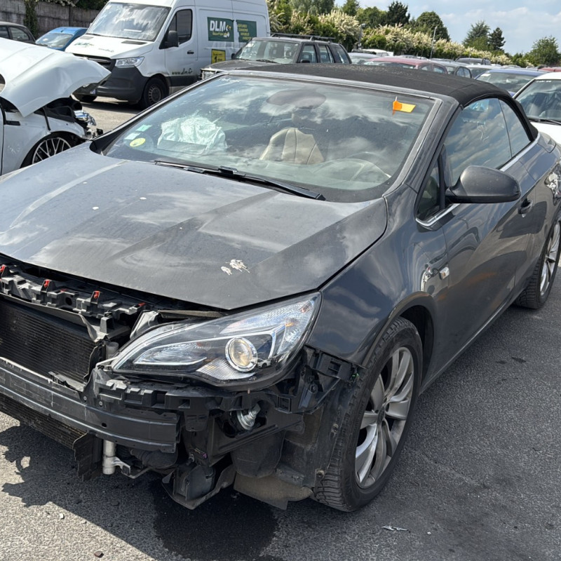 OPEL CASCADA CABRIOLET 2.0 CDTI - 16V TURBO Photo n°11