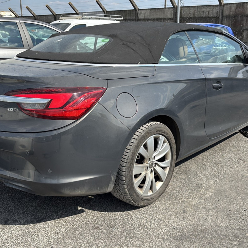 OPEL CASCADA CABRIOLET 2.0 CDTI - 16V TURBO Photo n°13