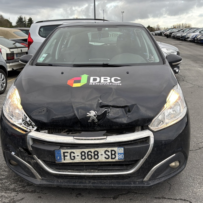PEUGEOT 208 1 PHASE 2 1.5 BLUE HDI - 16V TURBO Photo n°8