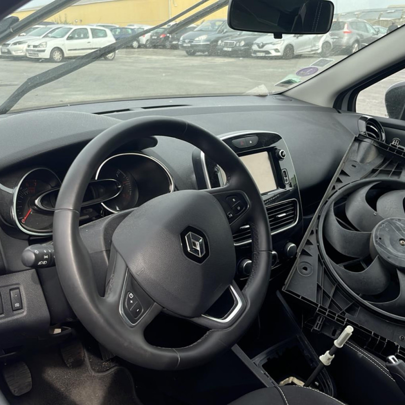 RENAULT CLIO 4 PHASE 2 0.9i - 12V TURBO TCE 90 Photo n°4