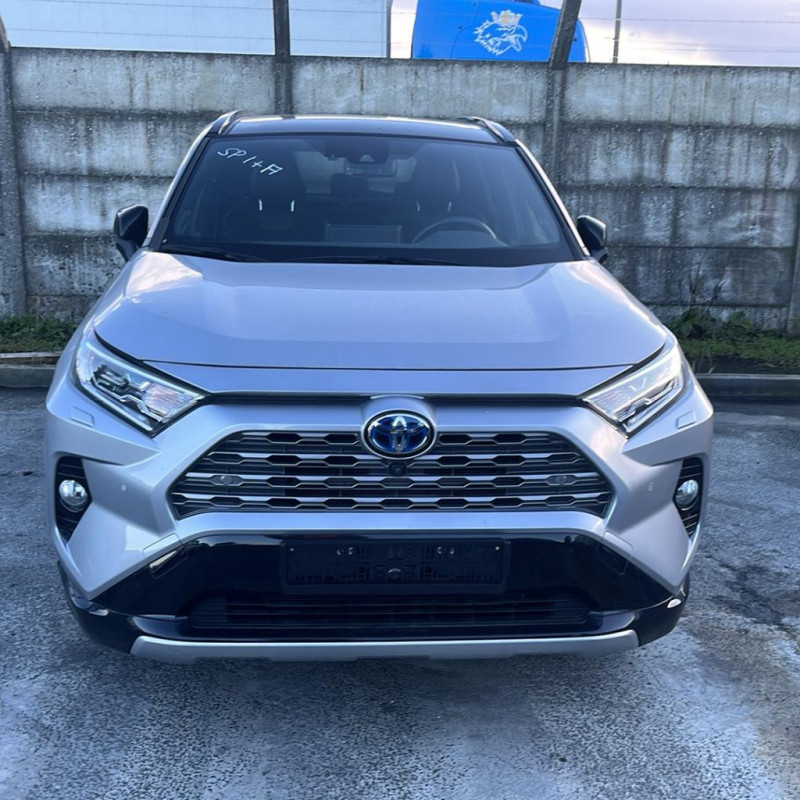 TOYOTA RAV4 5 2.5i - 16V HYBRID 4X4 Photo n°10