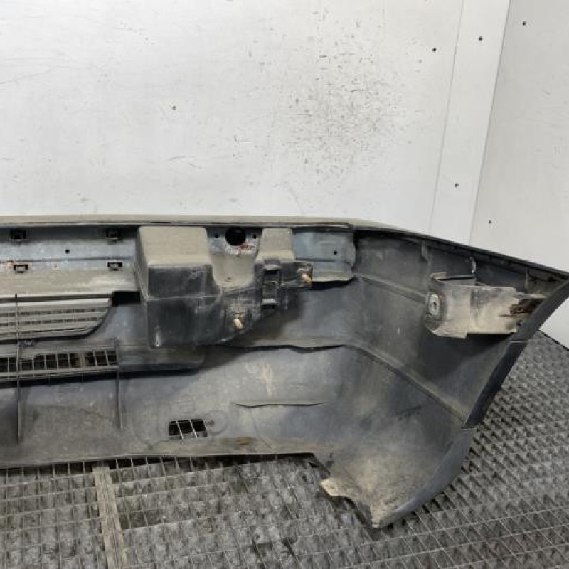 Pare choc avant PEUGEOT 405 Photo n°4