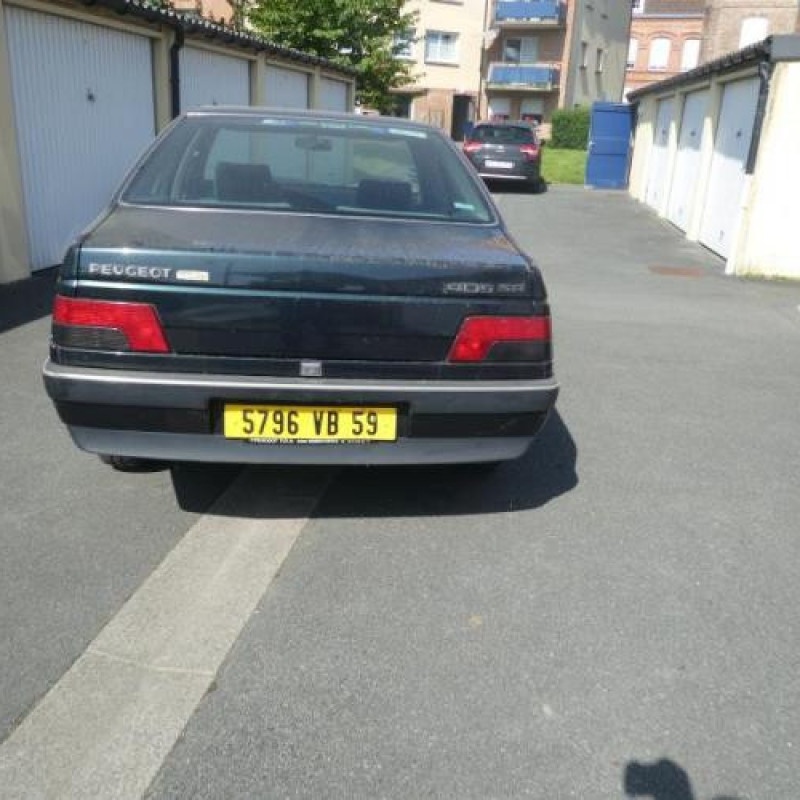 Porte arriere droit PEUGEOT 405 Photo n°9