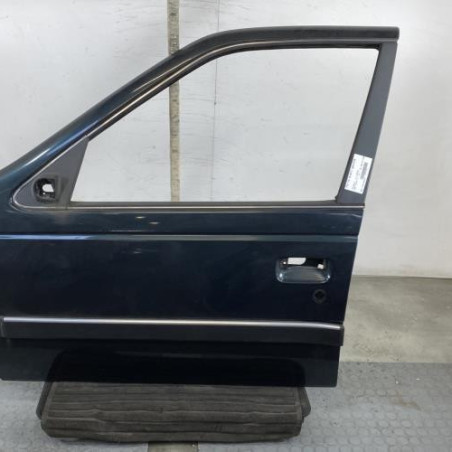 Porte avant gauche PEUGEOT 405 Photo n°1