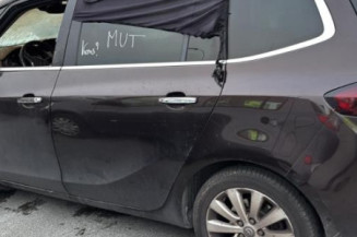 Pare choc avant OPEL ZAFIRA TOURER C