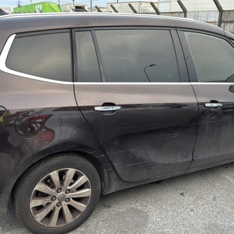 Pare choc avant OPEL ZAFIRA TOURER C Photo n°15