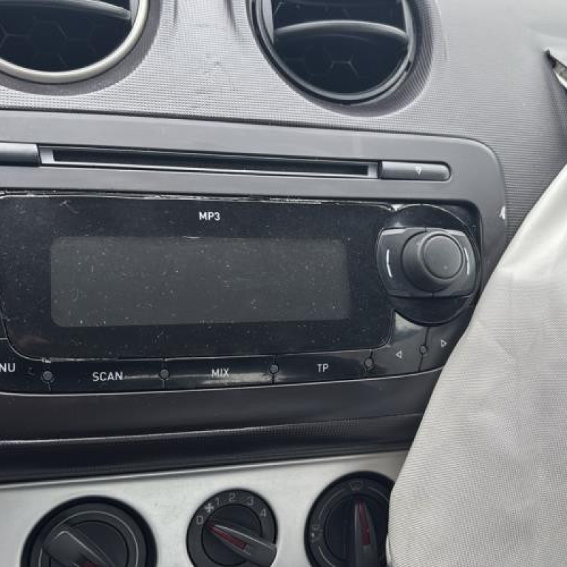 Porte avant droit SEAT IBIZA 4 Photo n°17