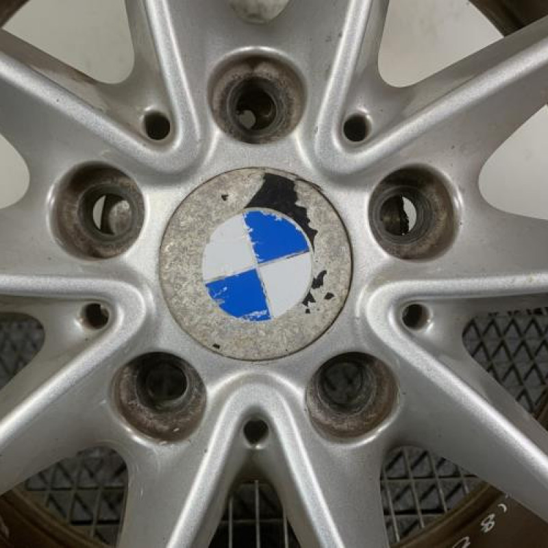 Jante BMW SERIE 1 E87 Photo n°2