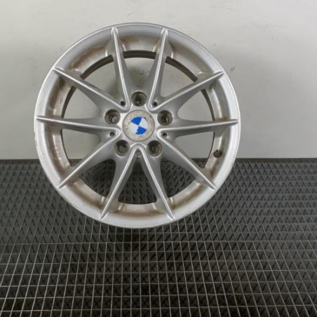 Jante BMW SERIE 1 E87 Photo n°1