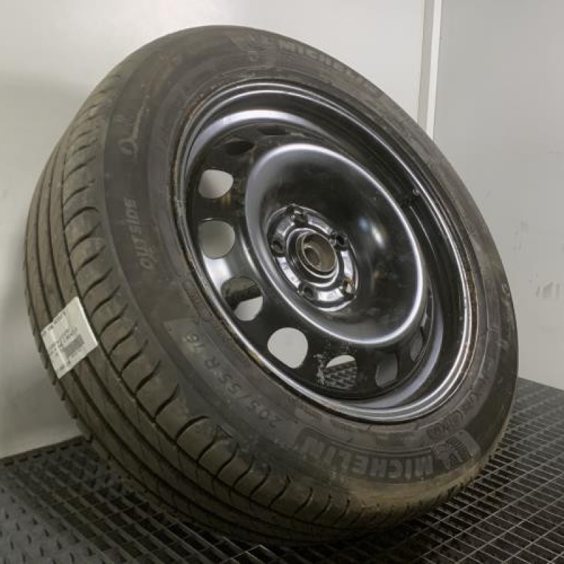 Roue de secours VOLKSWAGEN PASSAT 4 Photo n°3