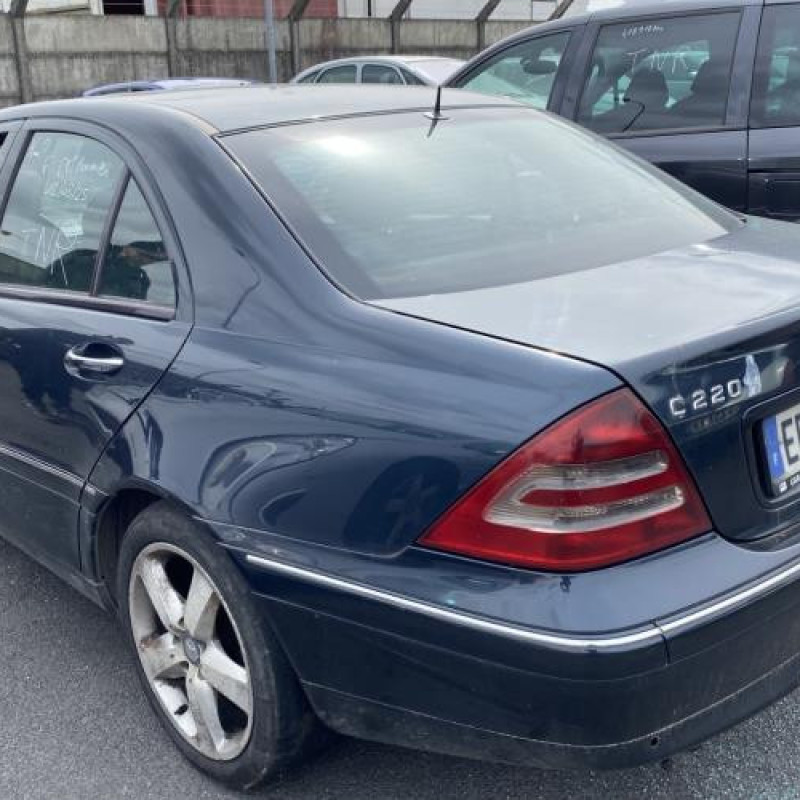 Aile avant gauche MERCEDES CLASSE C 203 Photo n°10