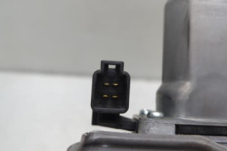 Moteur essuie glace arriere MITSUBISHI SPACE STAR 3