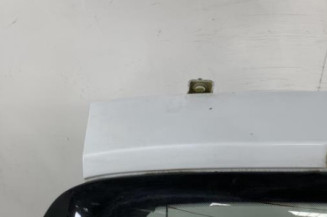 Malle/Hayon arriere RENAULT CLIO 3